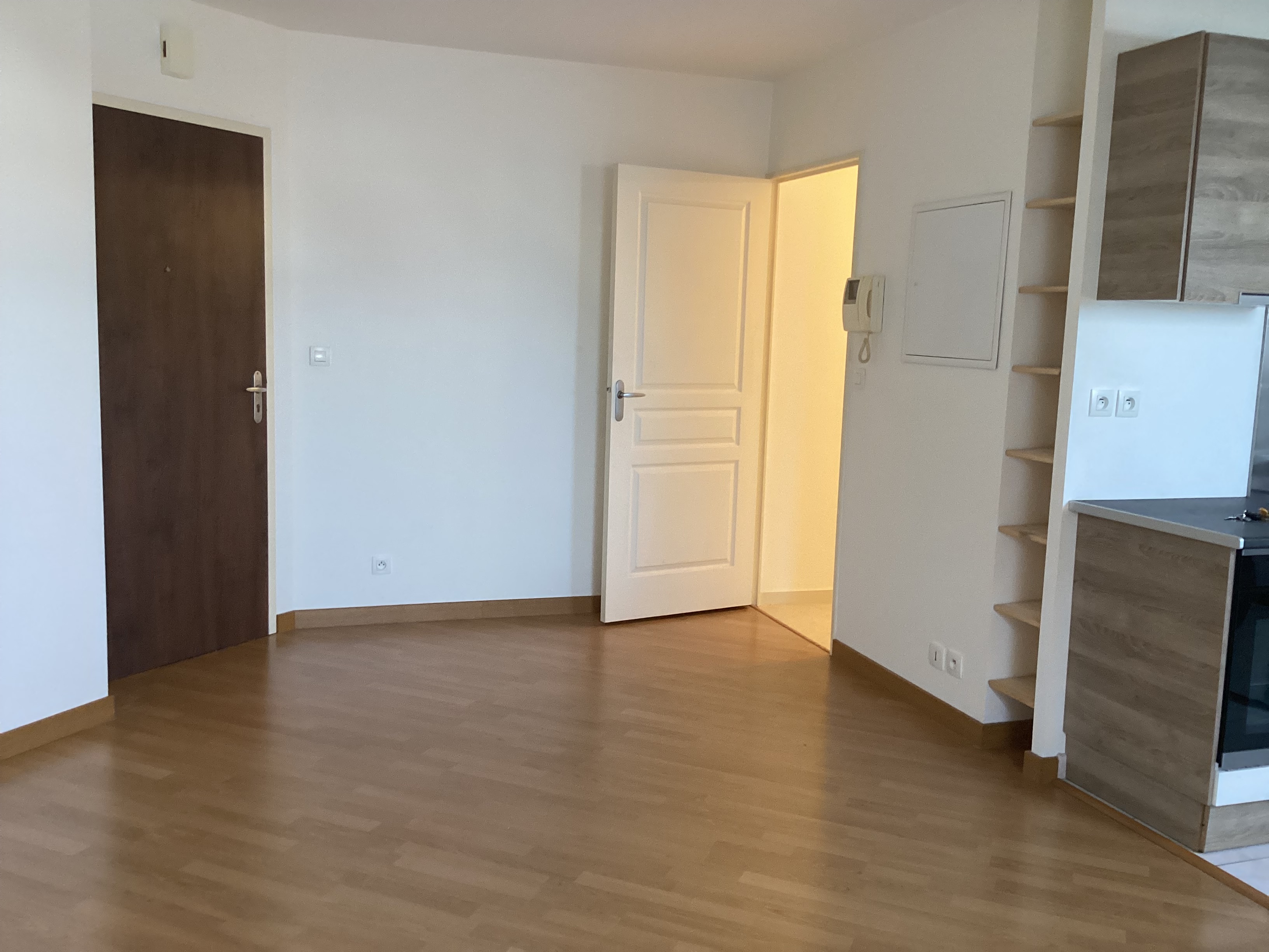 Appartement T2 - 39 m² - MONTAUBAN-DE-BRETAGNE